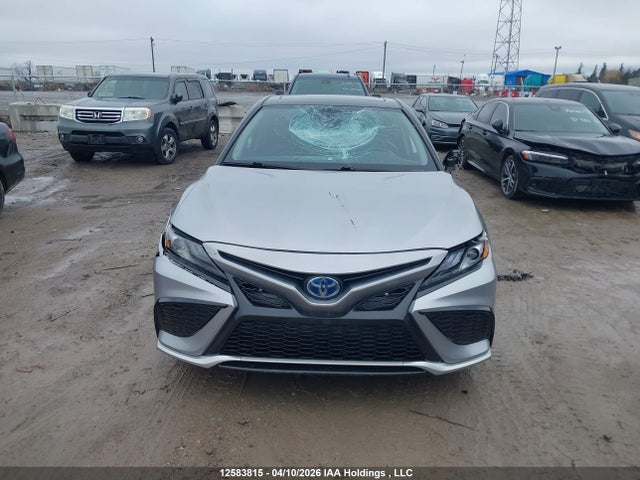 4T1K31AKXNU040300 Toyota Camry Hybrid Xse