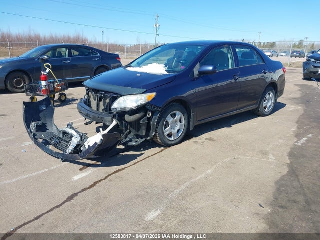 2013 Toyota Corolla Ce მანქანა იყიდება აუქციონზე, vin: 2T1BU4EEXDC005856, აუქციონის ნომერი: 12583817
