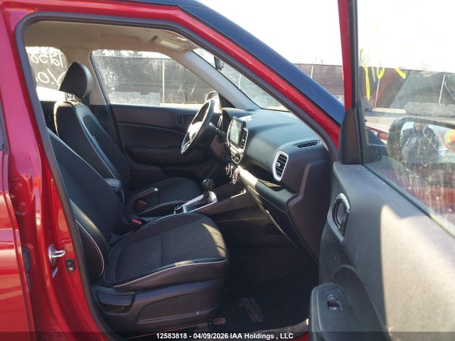 12583818 :رقم المزاد ، KMHRC8A3XLU049219 vin ، 2020 Hyundai Venue Trend With Urban Edition Package With Black Interior مزاد بيع