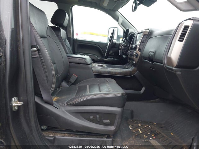 1GT12UEG9GF235385 GMC Sierra K2500 Denali