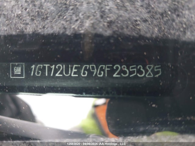 1GT12UEG9GF235385 GMC Sierra K2500 Denali