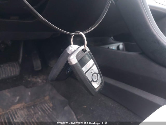 12583825 :رقم المزاد ، 3FA6P0HD9LR231227 vin ، 2020 Ford Fusion Se مزاد بيع