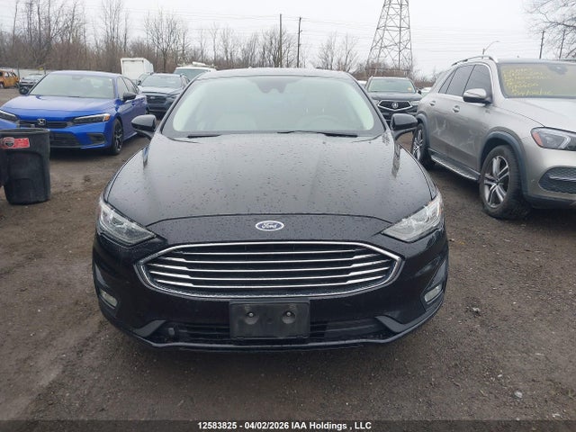 12583825 :رقم المزاد ، 3FA6P0HD9LR231227 vin ، 2020 Ford Fusion Se مزاد بيع