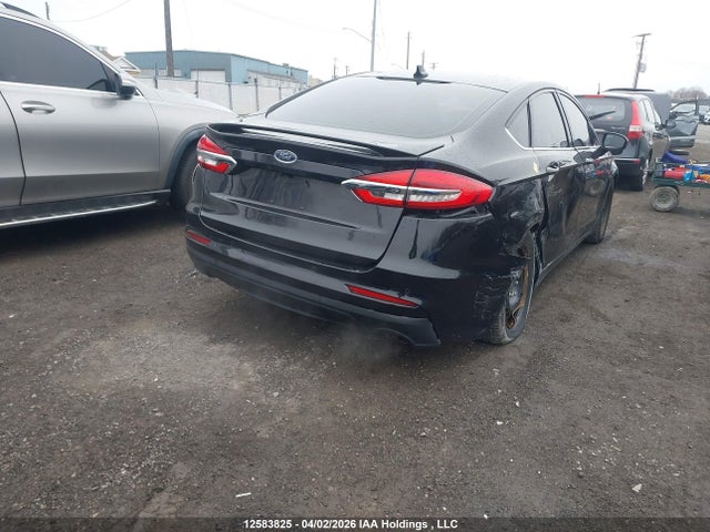12583825 :رقم المزاد ، 3FA6P0HD9LR231227 vin ، 2020 Ford Fusion Se مزاد بيع