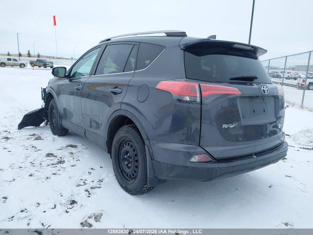 12583830 :رقم المزاد ، 2T3BFREV3JW844191 vin ، 2018 Toyota Rav4 Le مزاد بيع