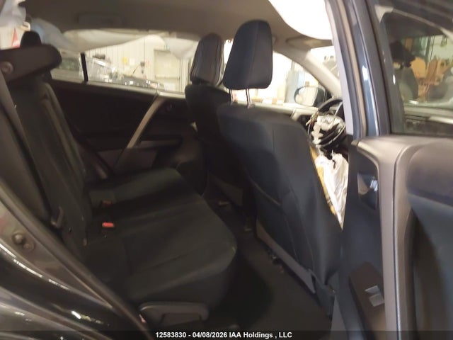 12583830 :رقم المزاد ، 2T3BFREV3JW844191 vin ، 2018 Toyota Rav4 Le مزاد بيع