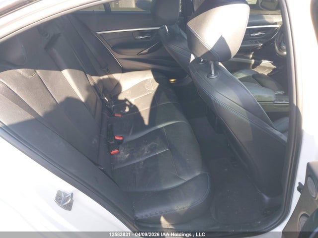 2018 Bmw 330i Xdrive მანქანა იყიდება აუქციონზე, vin: WBA8D9C56JA615874, აუქციონის ნომერი: 12583831