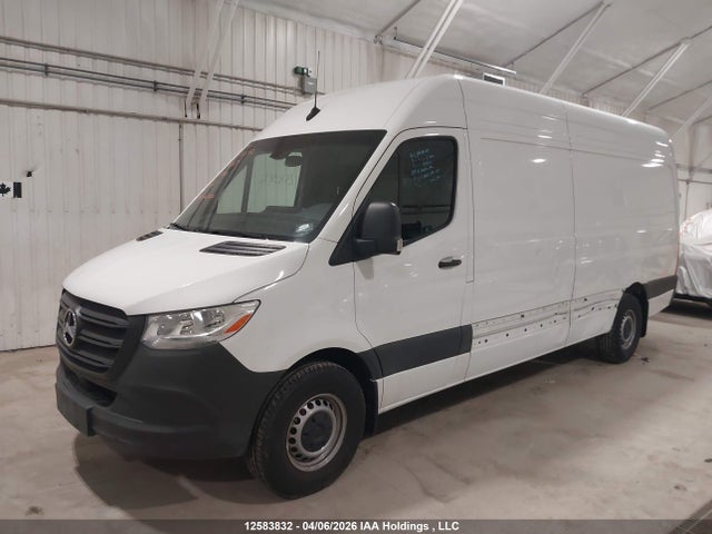 W1Y4KCHY8RP684867 Mercedes-Benz Sprinter 2500