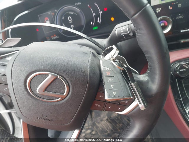 2T2GKCEZ5RC025363 Lexus Nx 350h 350h