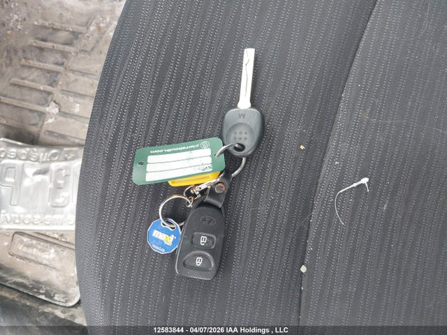 KMHCT5AE8HU342212 Hyundai Accent
