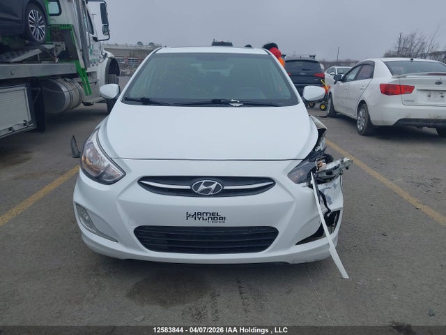 KMHCT5AE8HU342212 Hyundai Accent