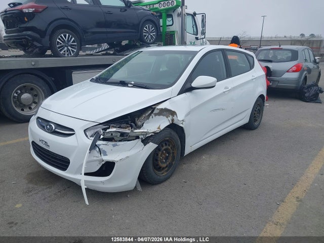KMHCT5AE8HU342212 Hyundai Accent