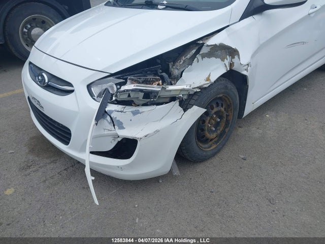 KMHCT5AE8HU342212 Hyundai Accent