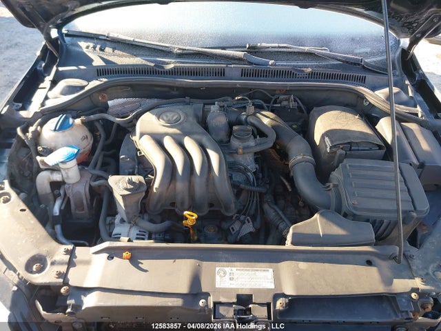 12583857 :رقم المزاد ، 3VWDK7AJXBM364712 vin ، 2011 Volkswagen Jetta مزاد بيع