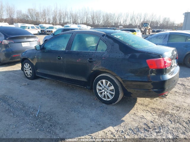 12583857 :رقم المزاد ، 3VWDK7AJXBM364712 vin ، 2011 Volkswagen Jetta مزاد بيع