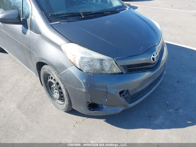 2012 Toyota Yaris მანქანა იყიდება აუქციონზე, vin: JTDKTUD36CD526013, აუქციონის ნომერი: 12583868