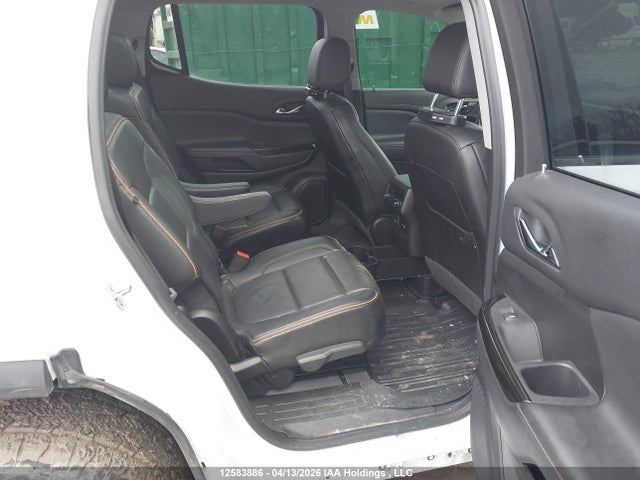 1GKKNLLS3NZ108869 GMC Acadia At4