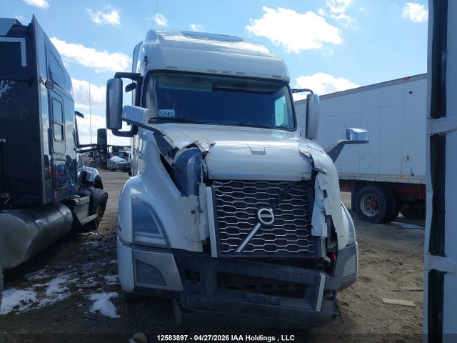 Volvo VNL 2020 4V4NC9EH5LN254640 Image 12