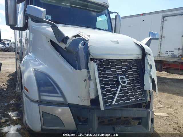 Volvo VNL 2020 4V4NC9EH5LN254640 Image 6