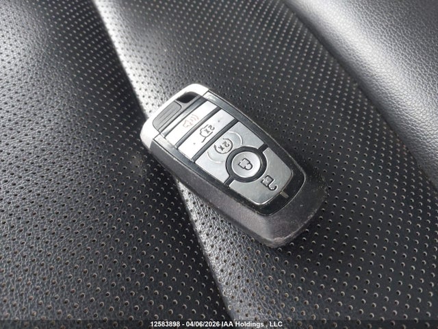 1FMCU9H63MUA03905 Ford ESCAPE SEL