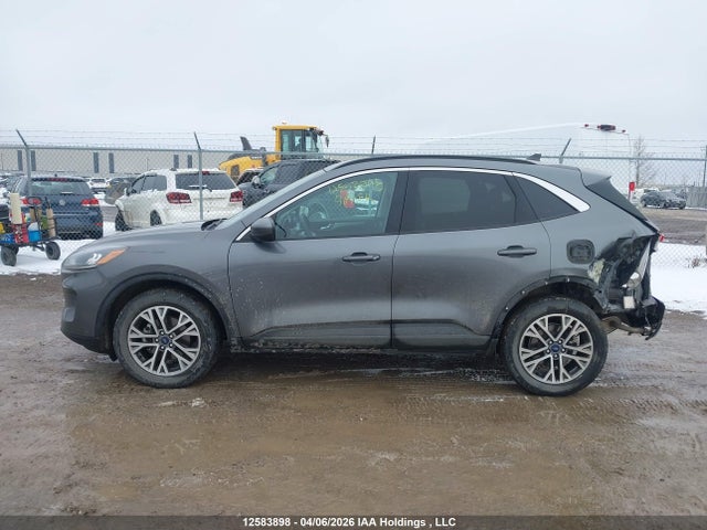 1FMCU9H63MUA03905 Ford ESCAPE SEL