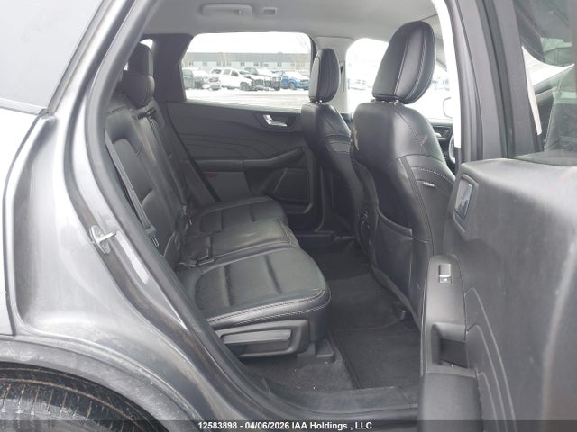 1FMCU9H63MUA03905 Ford ESCAPE SEL