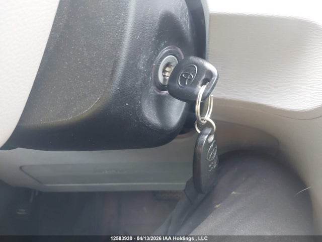 2011 Toyota Sienna მანქანა იყიდება აუქციონზე, vin: 5TDZK3DC3BS107177, აუქციონის ნომერი: 12583930