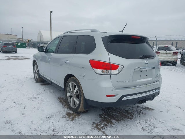 12583935 :رقم المزاد ، 5N1AR2MM6FC644494 vin ، 2015 Nissan Pathfinder Platinum/s/sl/sv مزاد بيع