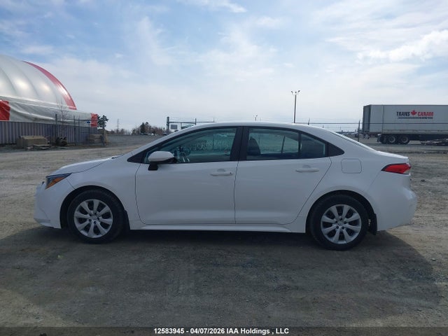 2022 Toyota Corolla Le მანქანა იყიდება აუქციონზე, vin: 5YFBPMBE4NP307706, აუქციონის ნომერი: 12583945