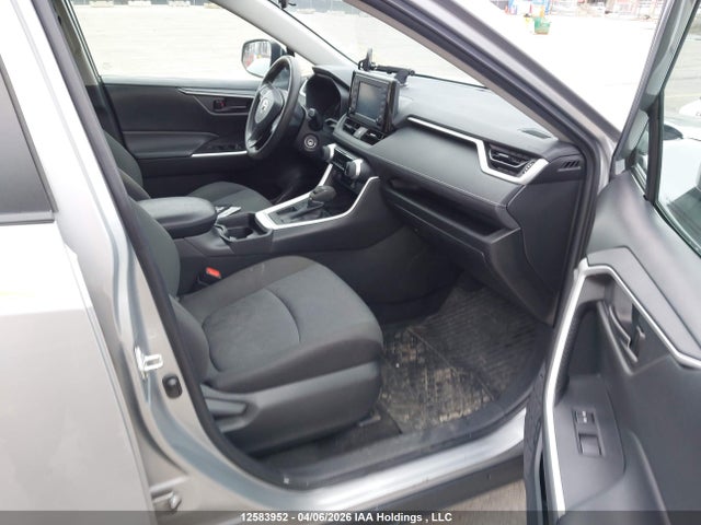 2021 Toyota Rav4 Le მანქანა იყიდება აუქციონზე, vin: 2T3Z1RFV7MW185189, აუქციონის ნომერი: 12583952