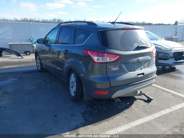 1FMCU0G97FUC83404 Ford ESCAPE SE