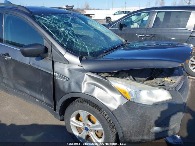 1FMCU0G97FUC83404 Ford ESCAPE SE
