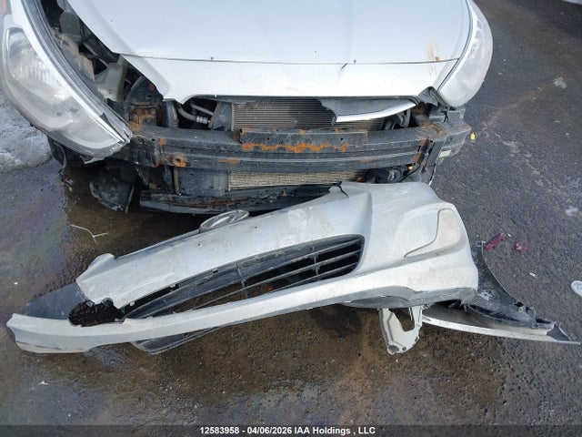 KMHCT5AE5HU309247 Hyundai ACCENT SE