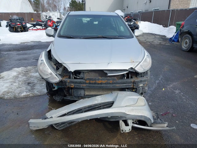 KMHCT5AE5HU309247 Hyundai ACCENT SE