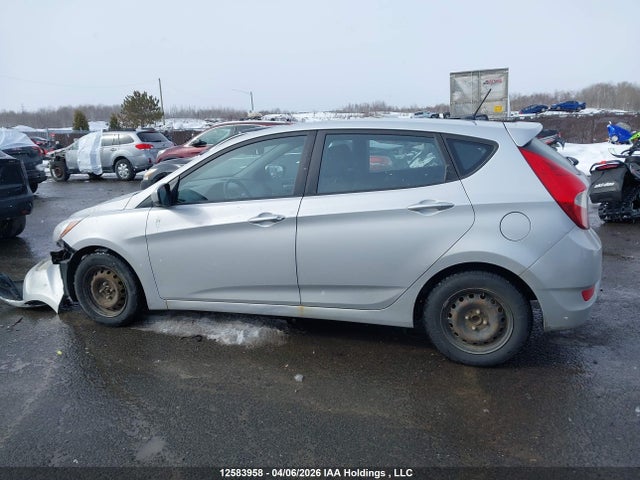 KMHCT5AE5HU309247 Hyundai ACCENT SE