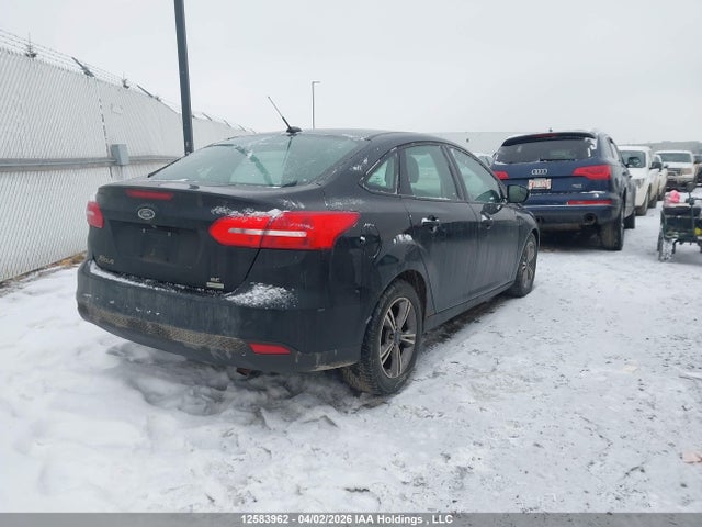 Ford FOCUS SE 2017 1FADP3FE3HL310810 Image 4
