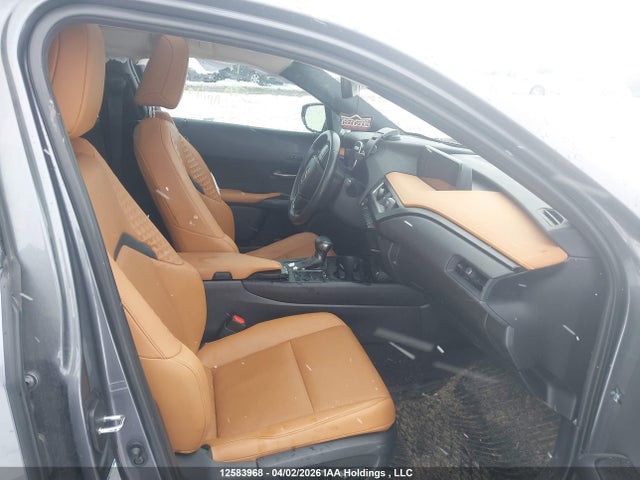 JTHL9JBH0L2034636 Lexus UX 250H