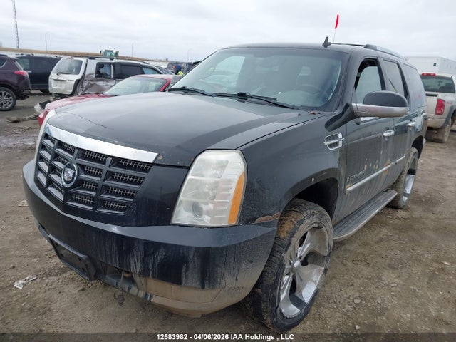 Продажа на аукционе авто 2008 Cadillac Escalade Luxury, vin: 1GYFK63878R194908, номер лота: 12583982