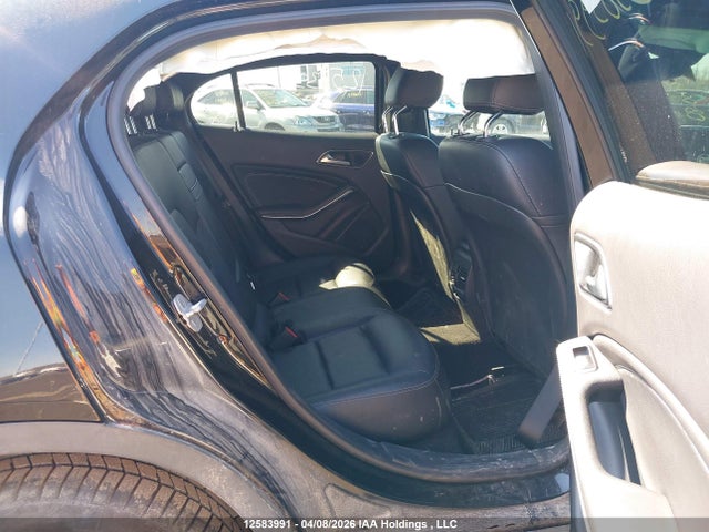 WDCTG4GB8FJ133318 Mercedes-Benz Gla 250 4matic