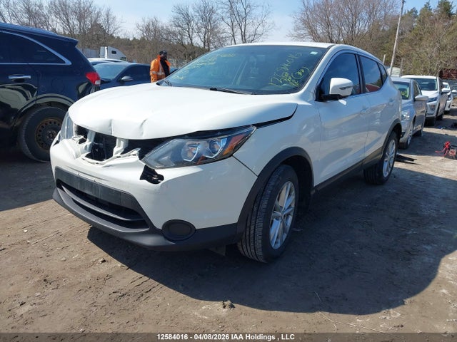 JN1BJ1CP9JW109238 Nissan Rogue Sport S/sv/sl