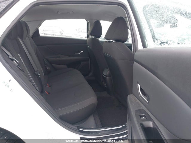 KMHLM4DG8SU884227 Hyundai Elantra Preferred