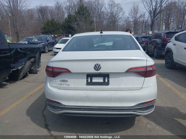 3VWGM7BU8PM002756 Volkswagen JETTA SEL