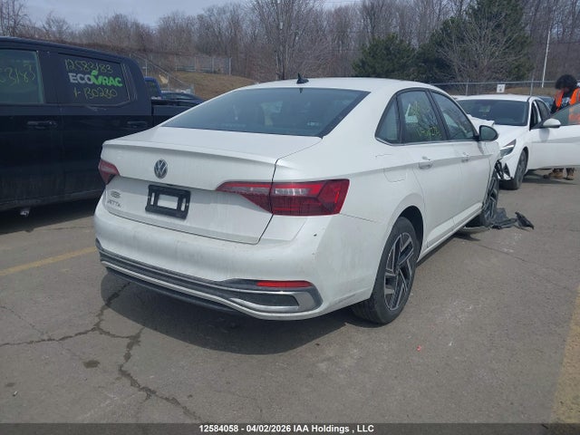 3VWGM7BU8PM002756 Volkswagen JETTA SEL