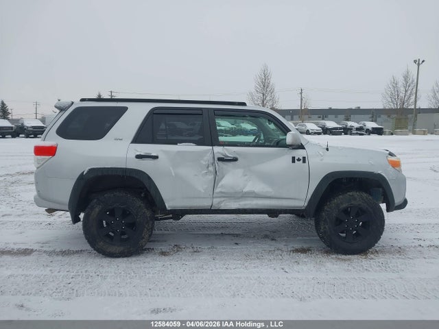 12584059 :رقم المزاد ، JTEBU5JR4A5024731 vin ، 2010 Toyota 4runner Sr5/limited/trail مزاد بيع