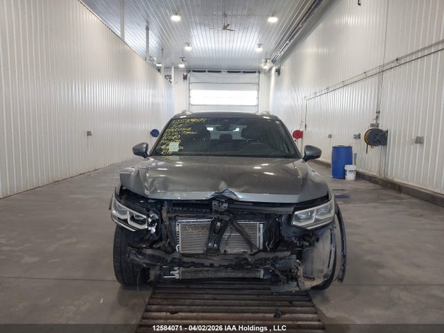 12584071 :رقم المزاد ، 3VV4B7AX8PM014656 vin ، 2023 Volkswagen Tiguan Highline R-line مزاد بيع