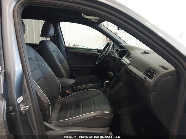 12584071 :رقم المزاد ، 3VV4B7AX8PM014656 vin ، 2023 Volkswagen Tiguan Highline R-line مزاد بيع