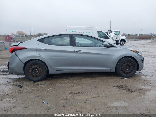 2015 Hyundai Elantra Se/sport/limited მანქანა იყიდება აუქციონზე, vin: KMHDH4AE0FU244885, აუქციონის ნომერი: 12584072