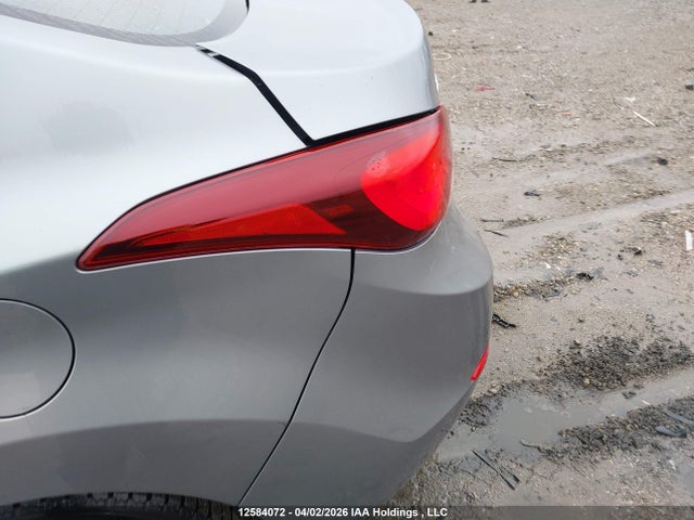 2015 Hyundai Elantra Se/sport/limited მანქანა იყიდება აუქციონზე, vin: KMHDH4AE0FU244885, აუქციონის ნომერი: 12584072