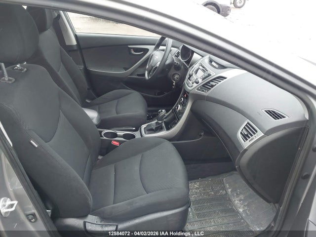 2015 Hyundai Elantra Se/sport/limited მანქანა იყიდება აუქციონზე, vin: KMHDH4AE0FU244885, აუქციონის ნომერი: 12584072