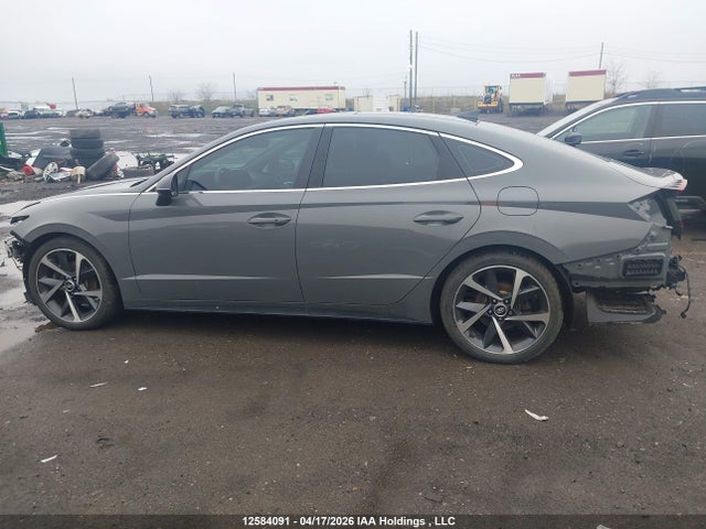 Продаж на аукціоні авто 2021 Hyundai Sonata Sport 1.6t 4dr, vin: 5NPEJ4J29MH073502, номер лоту: 12584091